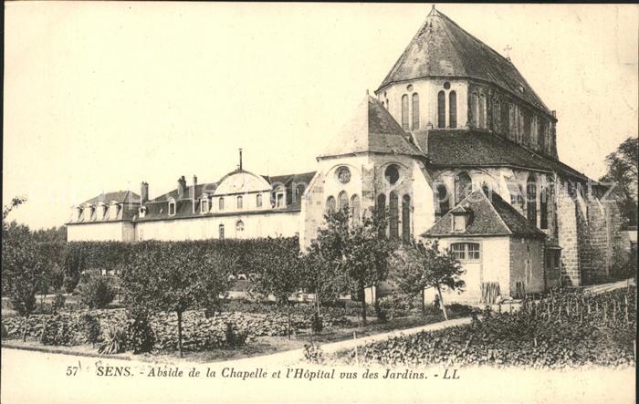 Sens 89 Abside de la Chapelle et Hopital vue de