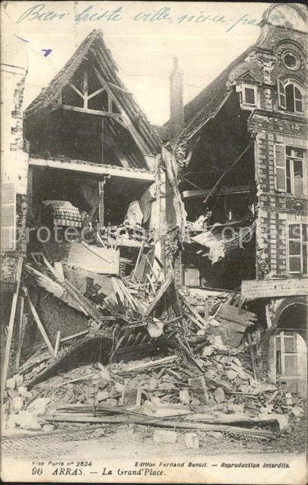 Arras Pas-de-Calais Grande Place Ruine Grande Guerre 1. Wel