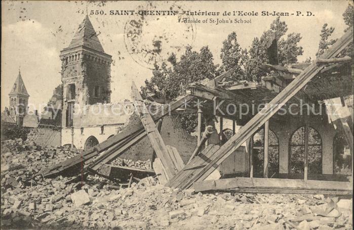 Saint-Quentin 02 Aisne Interieur de l'Ecole Saint Jean Ruines