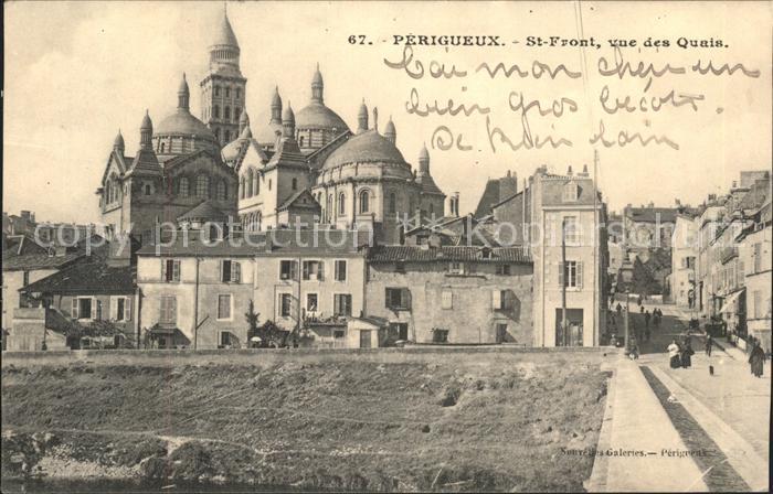 Perigueux Cathedrale Saint Front vue des Quais