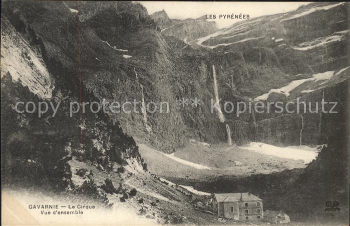 Gavarnie Hautes-Pyrenees Le Cirque vue d_ensemble