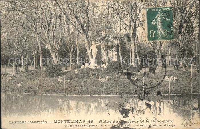 Montelimar Statue du Chasseur et le Rond point Ser