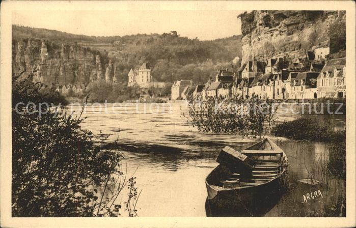 La Roque-Gageac Aux bords de la Dordogne Chateau de la