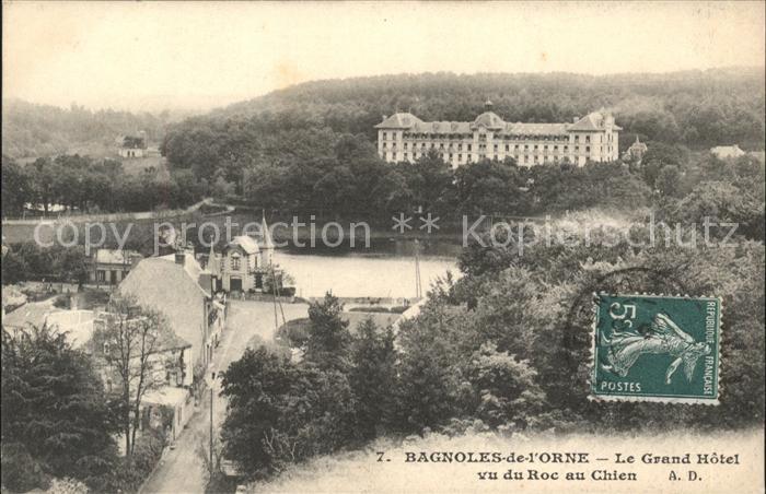 Bagnoles-de-l Orne Le Grand Hotel vu du Roc au Chien Stemp