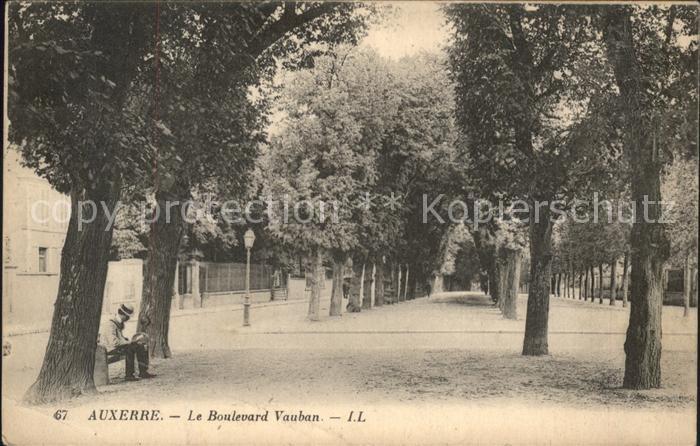 Auxerre Le Boulevard Vauban
