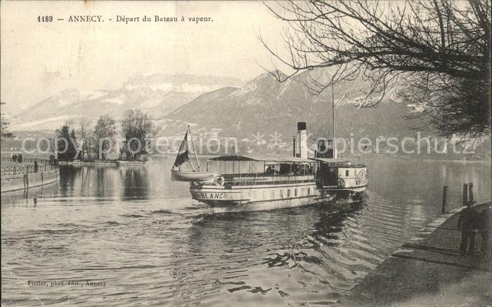 Annecy Haute-Savoie Depart du Bateau a vapeur