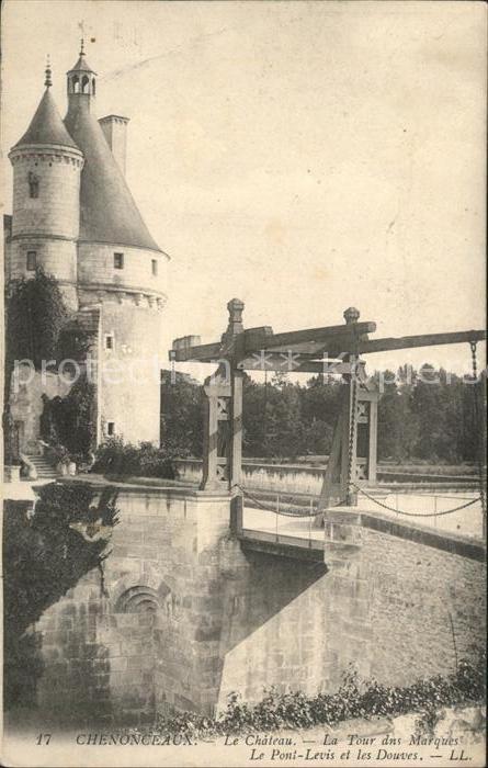 Chenonceaux Indre et Loire Chateau Tour des Marques et Pont Levis