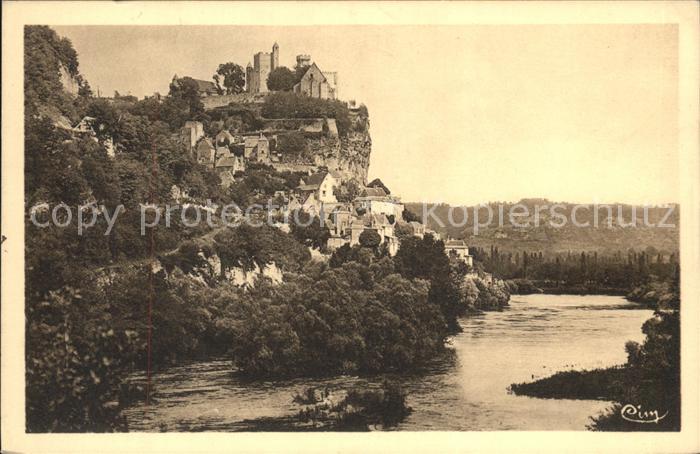 Beynac-et-Cazenac Chateau Feodal et la Dordogne