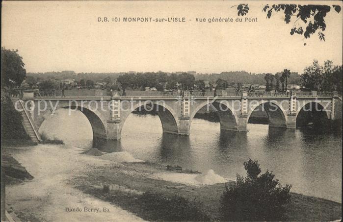 Montpon sur l Isle Vue generale du Pont