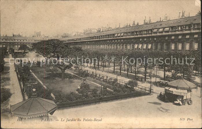 Paris Jardin du Palais Royal