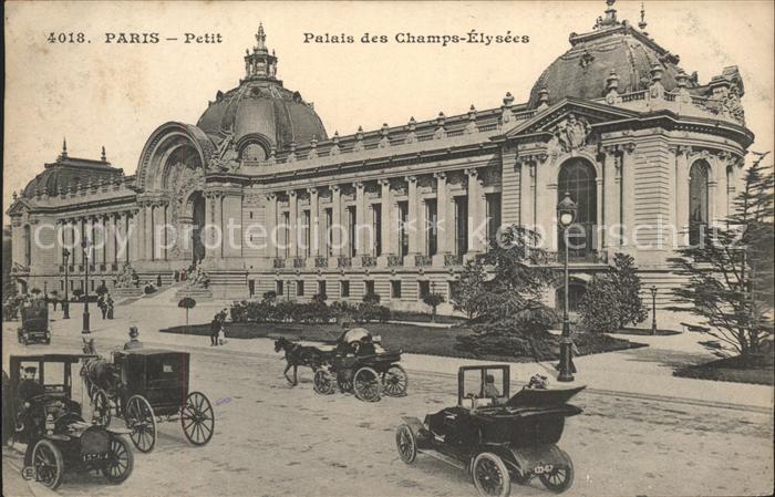 Paris Palais des Champs Elysees Pferdekutsche