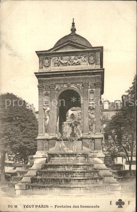 Paris Fontaine des Innocents