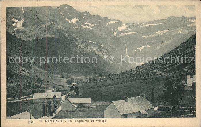 Gavarnie Hautes-Pyrenees Cirque vu du Village