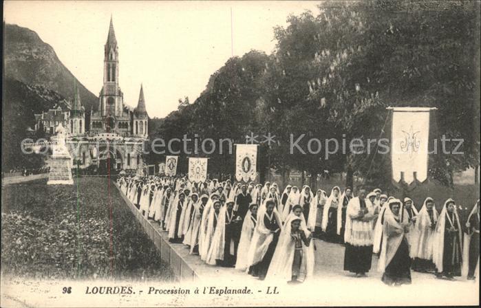 Lourdes Hautes Pyrenees Procession Espanade
