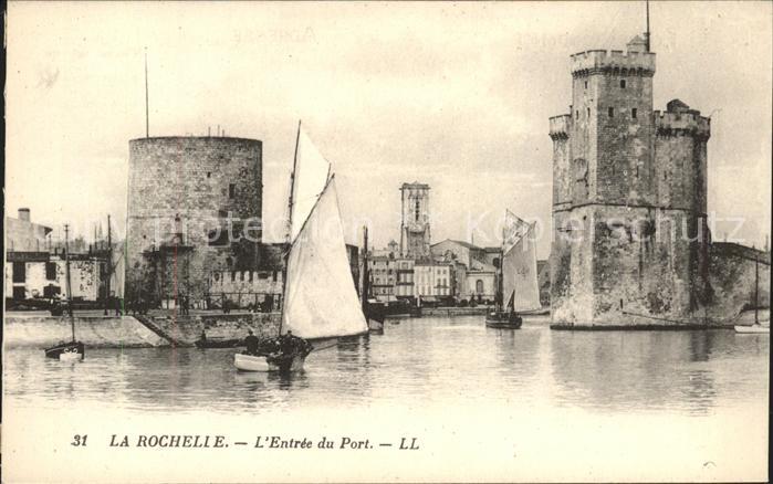 La Rochelle Charente-Maritime Entree du Port