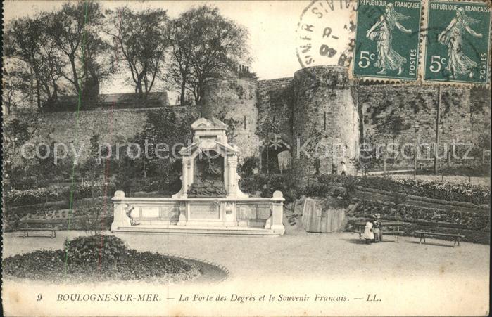 Boulogne-sur-Mer Porte des Degres et le Souvenir