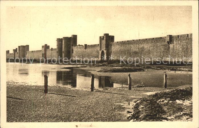 Aigues-Mortes Gard Les Remparts Burg