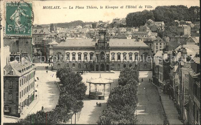 Morlaix La Place Thiers Kiosque Hotel