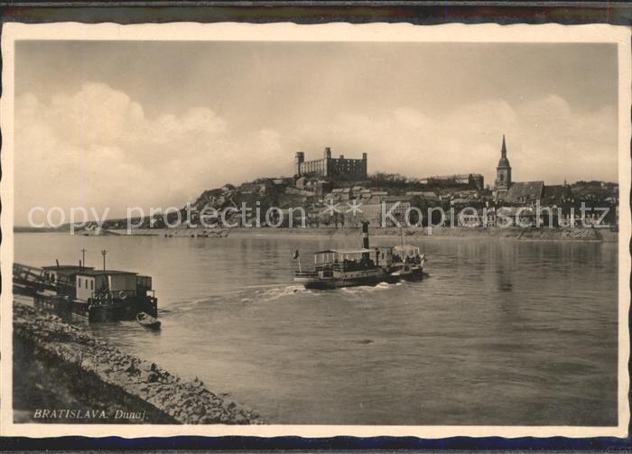Bratislava Pressburg Pozsony Uferpartie an der Donau Dampfer Burg