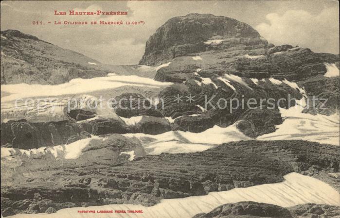 Gavarnie Hautes-Pyrenees Cylindre de Marbore