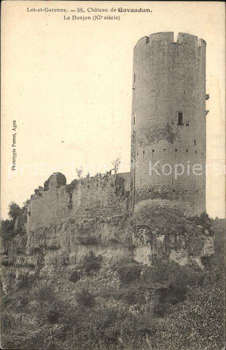 Gavaudun Chateau Le Donjon