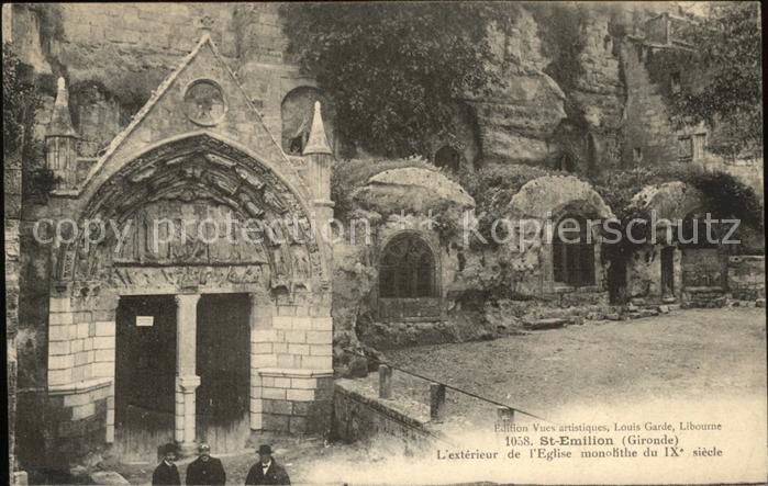 Saint-Emilion Exterieur de l'Eglise monolithe du IX s
