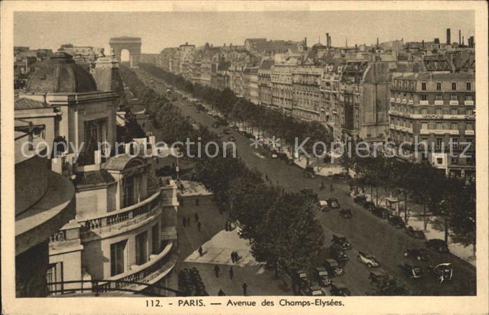 Paris Avenue des Champs Elysees