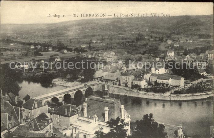 Terrasson-Lavilledieu Pont Neuf et la Ville Basse