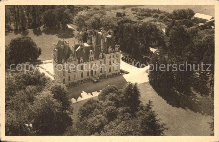 Chevire-le-Rouge Chateau de la Roche Hue vue aerienne