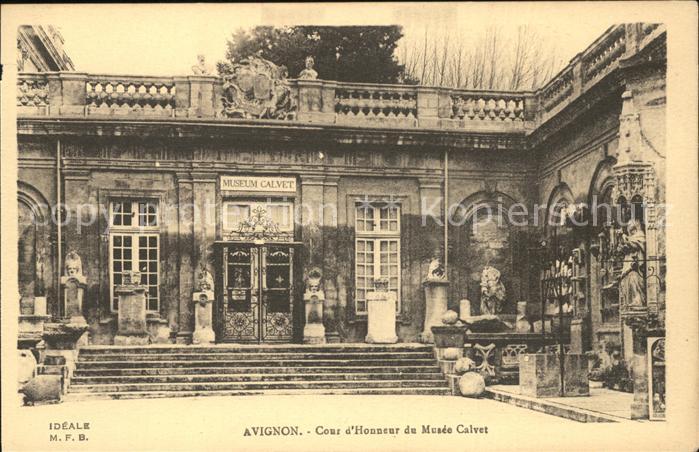 Avignon Vaucluse Cour d_Honneur du Musee Calvet