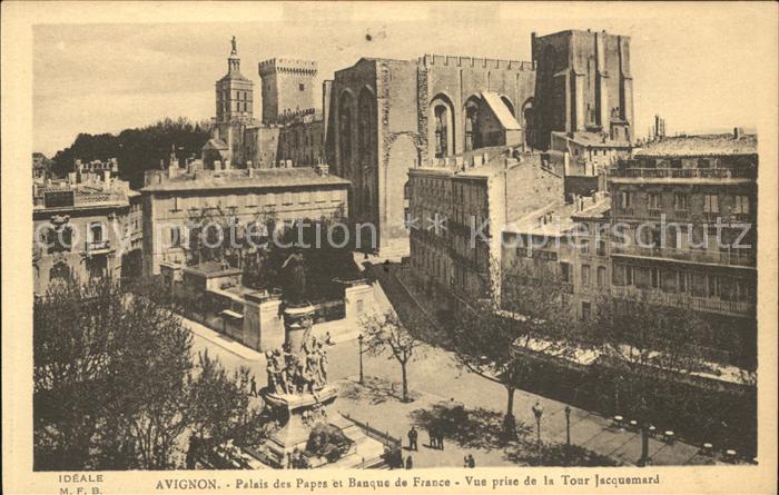 Avignon Vaucluse Palais des Papes et Banque de France To