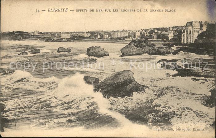 Biarritz Pyrenees Atlantiques Effets de Mer sur les rochers Grande Pl