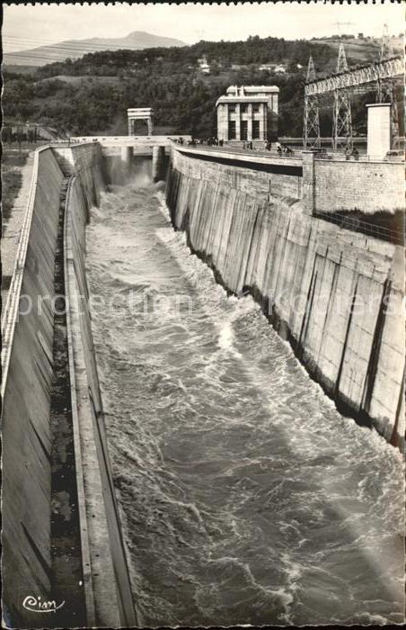 Genissiat l Ain Barrage Canal Batiment d_Administration