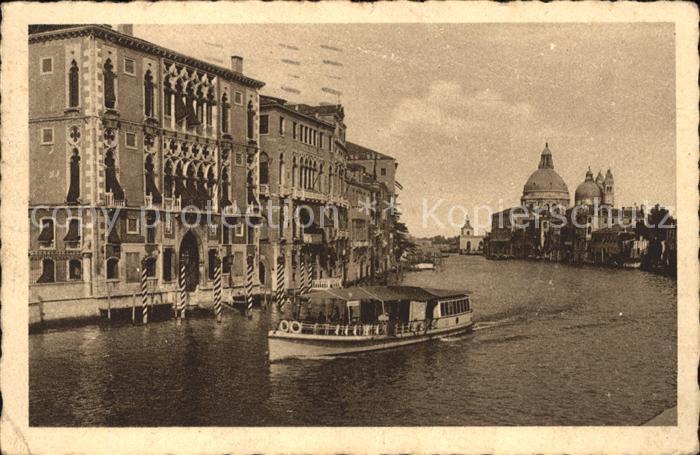 Venezia Venedig Palazzo Franchetti e Chiesa della Salute Boot