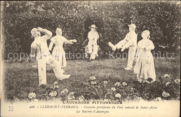 Clermont Ferrand Puy de Dome Fontaine petrifiante du Pont naturel de