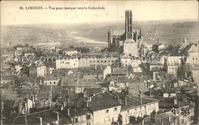 Limoges Haute Vienne Vue panoramique vers la Cathedrale
