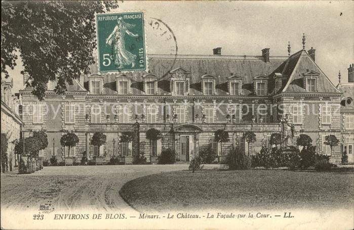 Menars Chateau Facade sur la Cour Stempel auf
