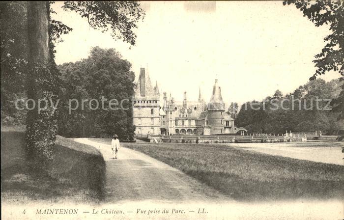 Maintenon Chateau vue prise du Parc
