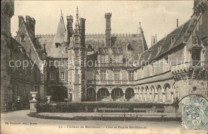 Maintenon Chateau Cour et Facade Meridionale Stem