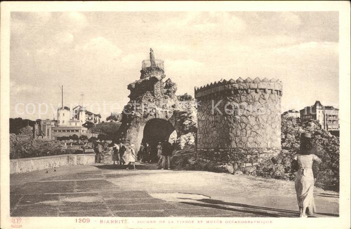 Biarritz Pyrenees Atlantiques Rocher de la Vierge et Musee Oceanograp