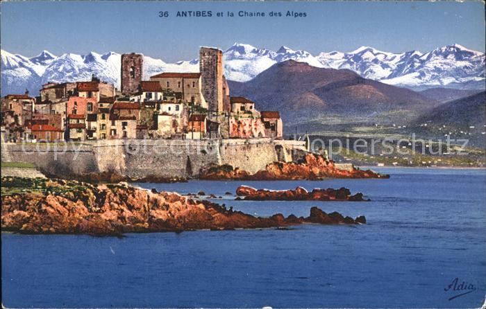 Antibes Alpes Maritimes et la Chaine des Alpes