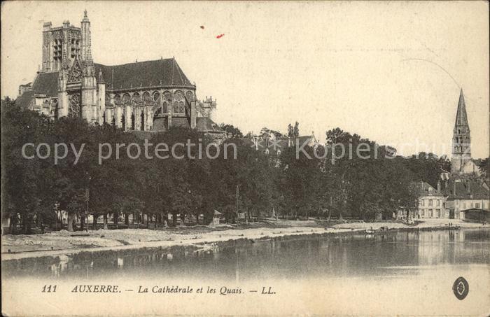 Auxerre Cathedrale et les Quais