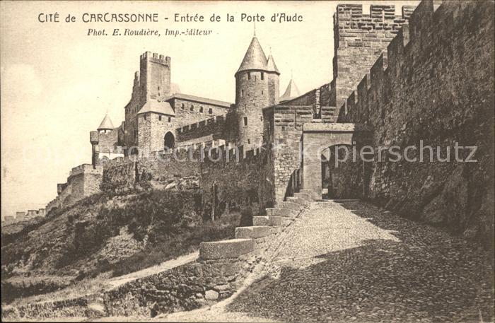 Carcassonne Cite Entre de la Porte d_Aude Festung