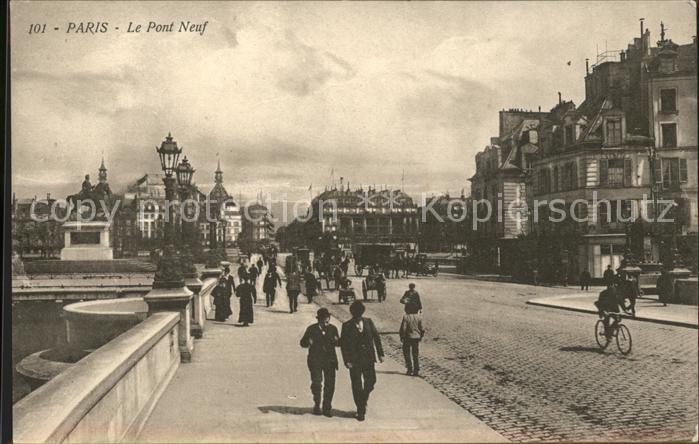 Paris Le Pont Neuf Monument