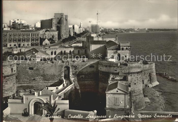 Taranto Castello Aragonese Lungomare Vittorio Emanuele Schloss Promenade