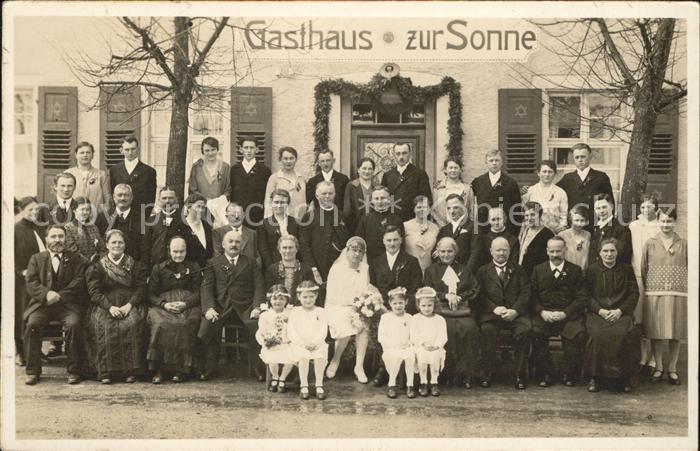 Hochzeit Gruppenfoto Gasthazs zur Sonne