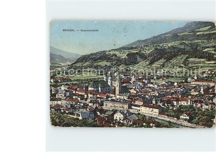 Brixen Suedtirol Gesamtansicht
