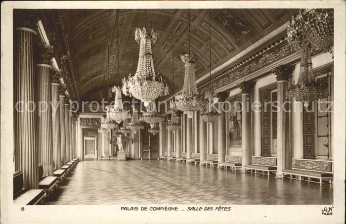 Compiegne Oise Palais Salles des Fetes Kronleuchter