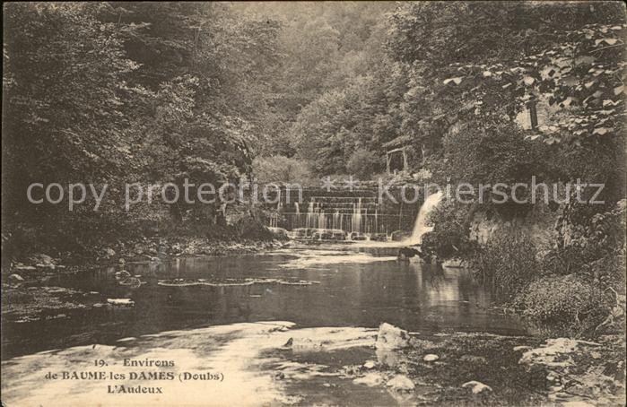 Baume-les-Dames Bords de l'Audeux Cascade