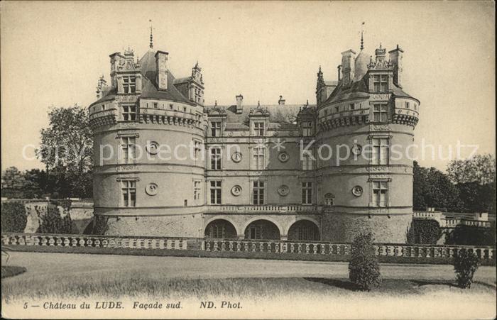 Le Lude Chateau Facade sud